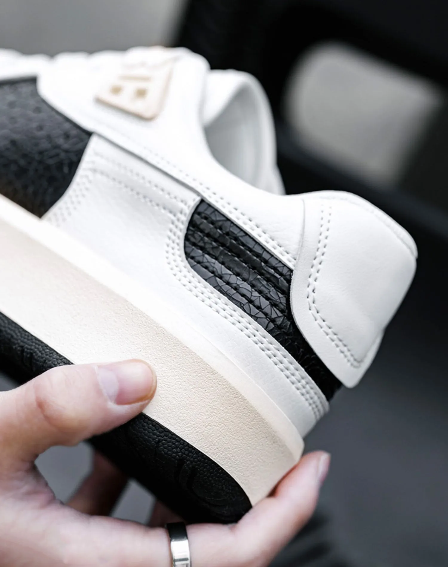 American Black And White Crushed Ice Skateboard Sports Men's Casual Shoes