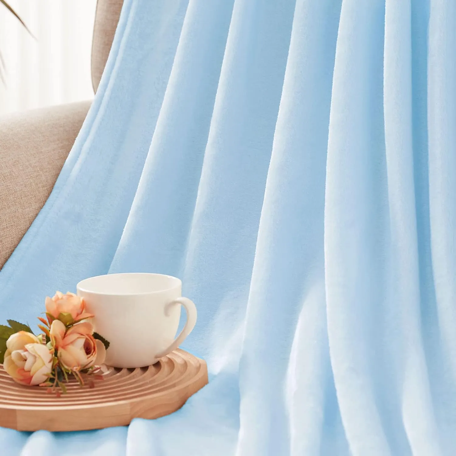 Exclusivo Mezcla Fleece Blanket Twin Size for Bed, Super Soft and Warm, All Season Use, Cozy, Plush, Lightweight, 60x80 Inches Ice Blue