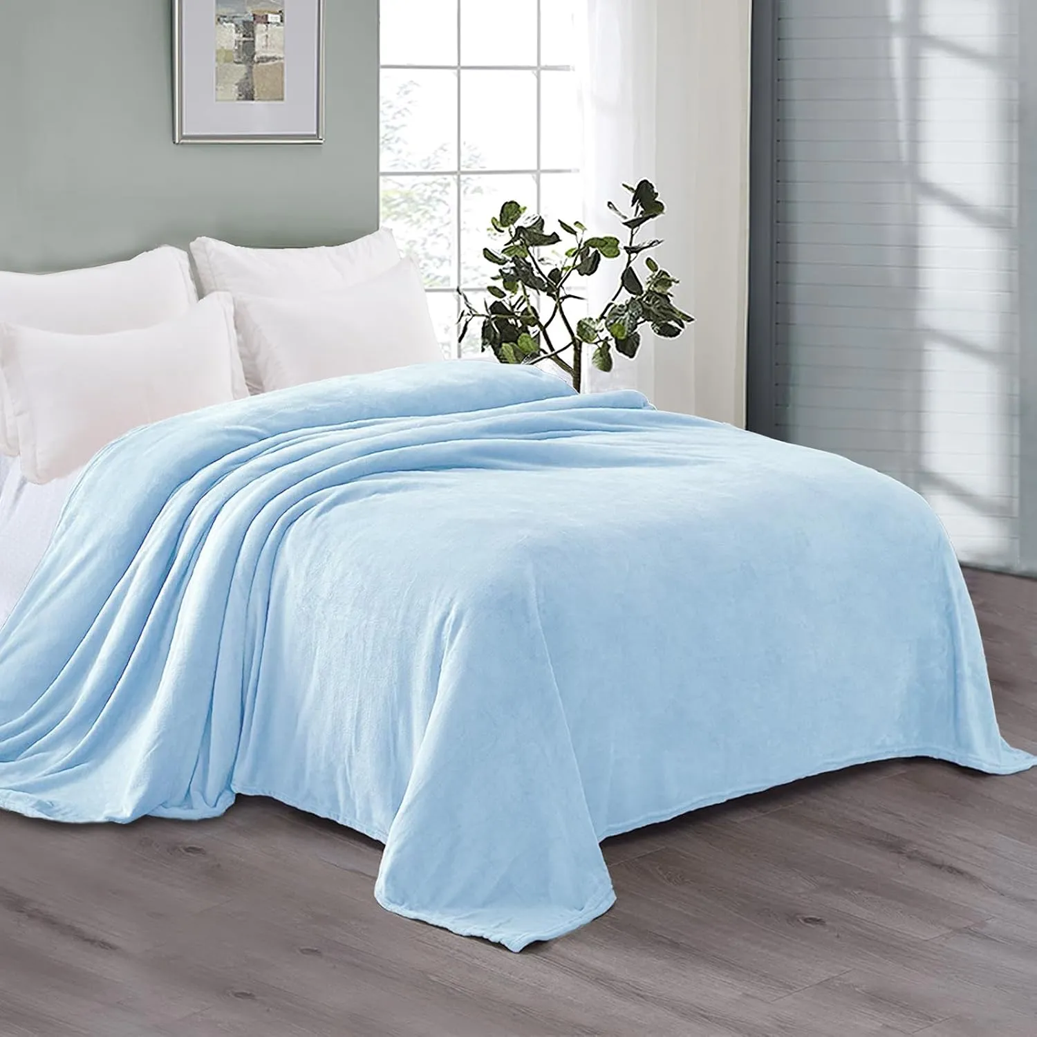 Exclusivo Mezcla Fleece Blanket Twin Size for Bed, Super Soft and Warm, All Season Use, Cozy, Plush, Lightweight, 60x80 Inches Ice Blue