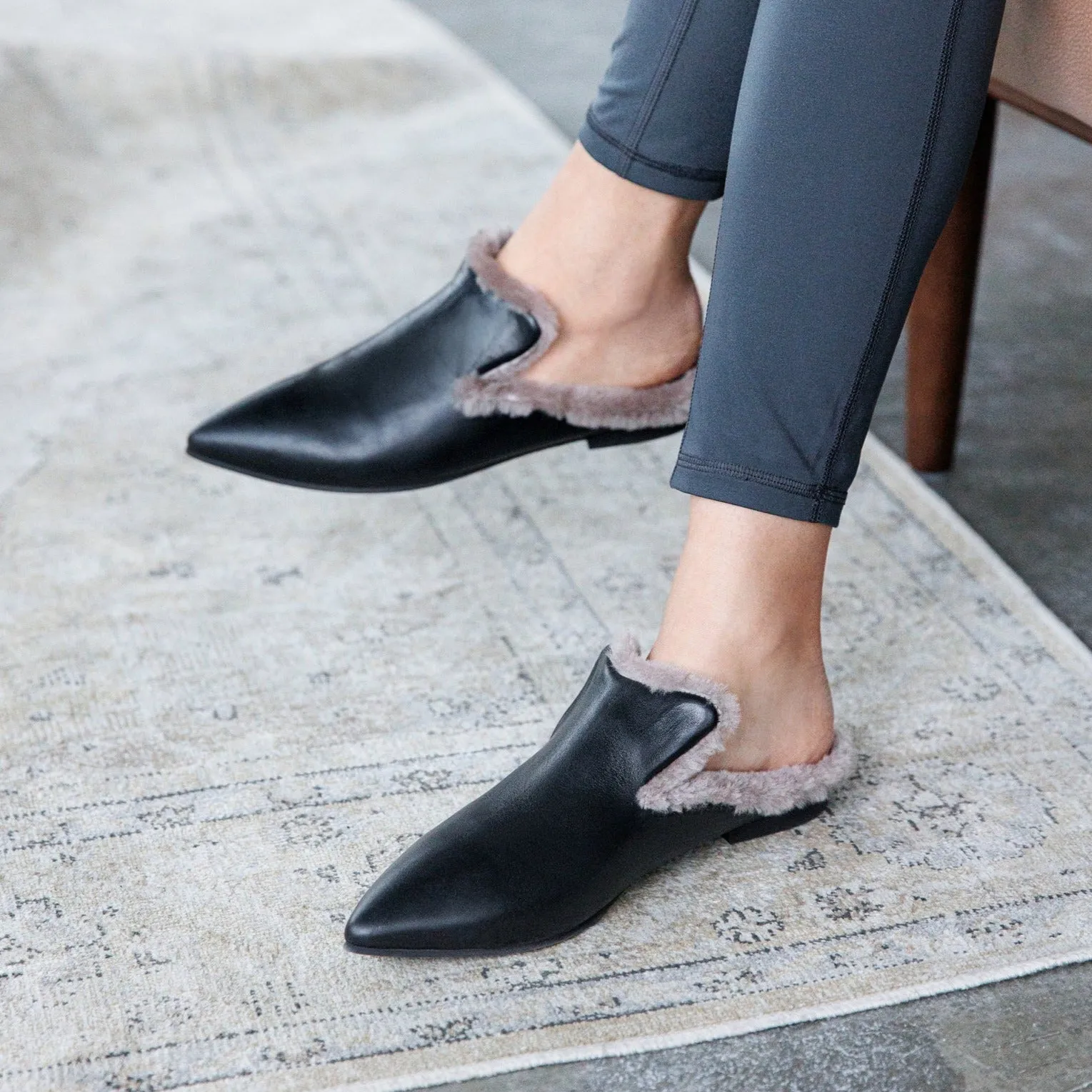 Tia black mule